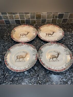 Robert Stanley Pine Lodge Set of 4 Christmas Side Plates 8.5” NWT